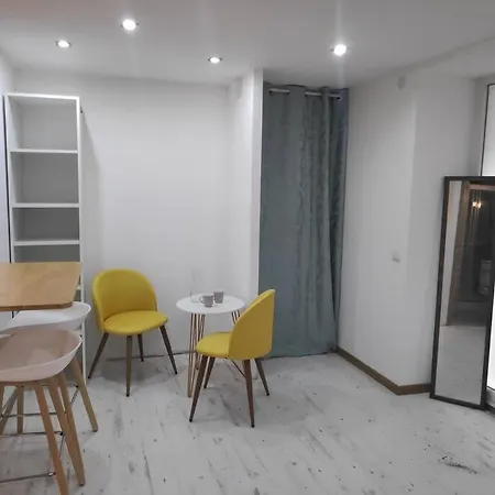 Apartment Independant Dans Maison De Village *